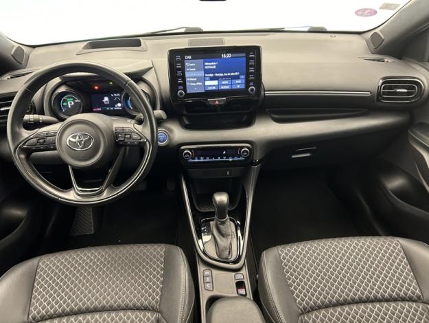 TOYOTA Yaris 116h Collection  
