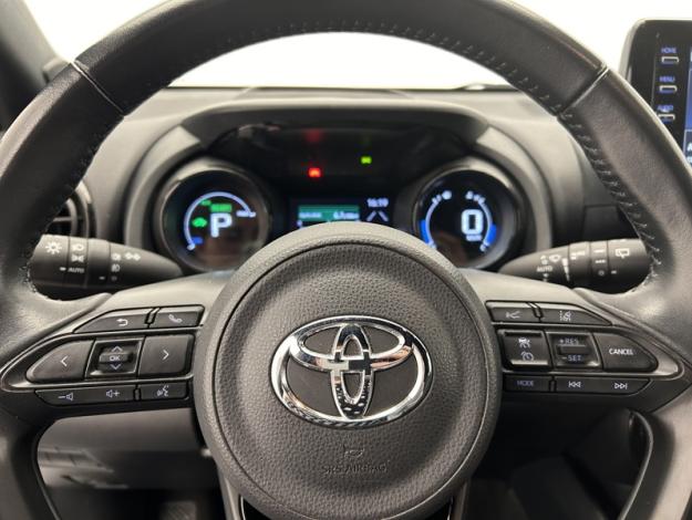 TOYOTA Yaris 116h Collection  