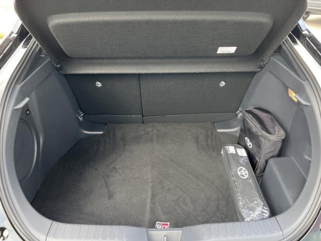 TOYOTA C-HR 2.0 Hybride 200 GR Sport AWD  C HR HYBRIDE NG HYBRIDE 2.0L AWD I GR SPORT MY26