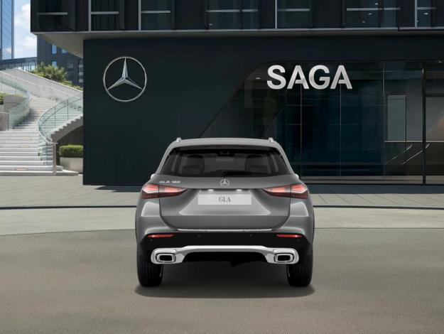 MERCEDES-BENZ GLA 180 tout terrain  GLA 180 Cyber Edition