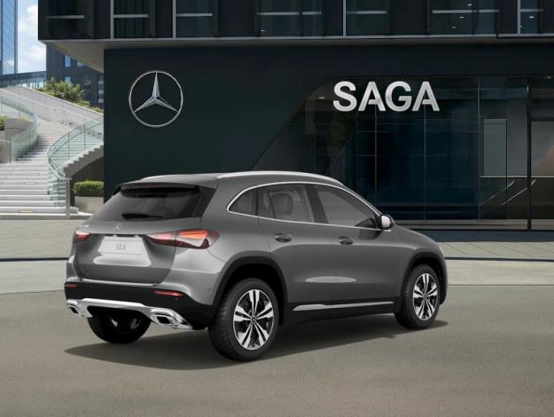 MERCEDES-BENZ GLA 180 tout terrain  GLA 180 Cyber Edition