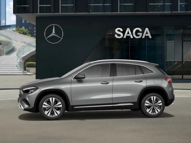 MERCEDES-BENZ GLA 180 tout terrain  GLA 180 Cyber Edition