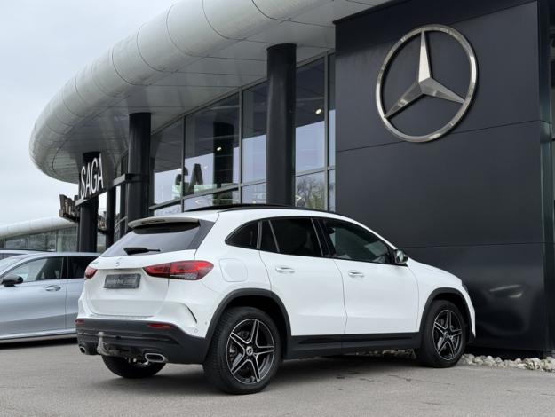 MERCEDES-BENZ GLA 250 e AMG Line  
