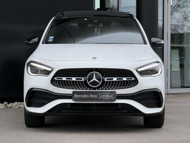 MERCEDES-BENZ GLA 250 e AMG Line  
