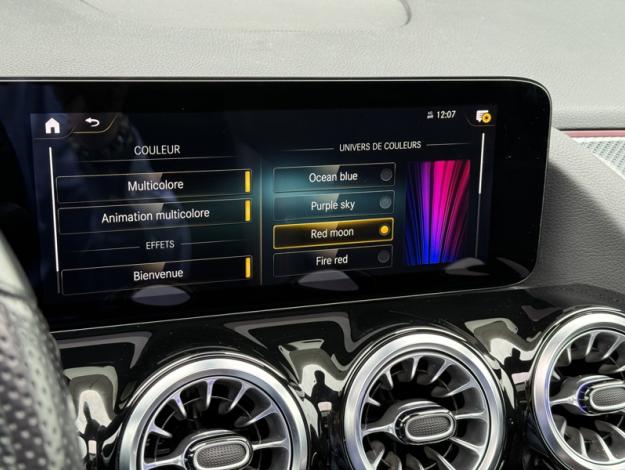 MERCEDES-BENZ GLA 250 e AMG Line  