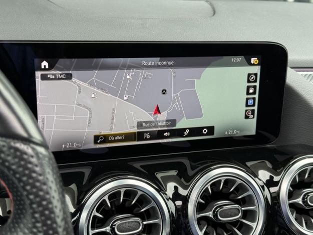 MERCEDES-BENZ GLA 250 e AMG Line  