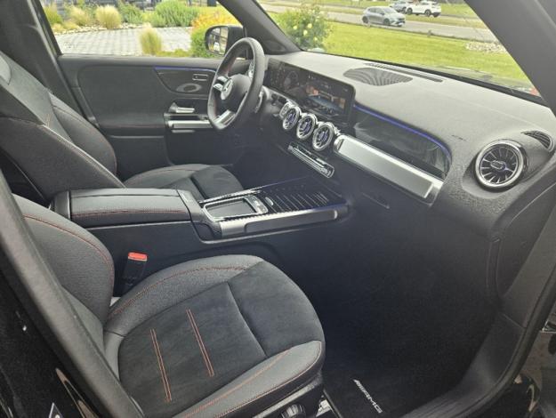 MERCEDES-BENZ GLB 200 d AMG Line  GLB 200 d AMG Line