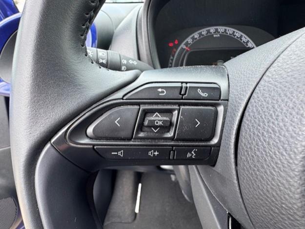 TOYOTA Aygo X 1.0 VVT-i 72 Design CVT   
