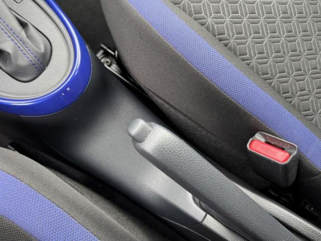 TOYOTA Aygo X 1.0 VVT-i 72 Design CVT   