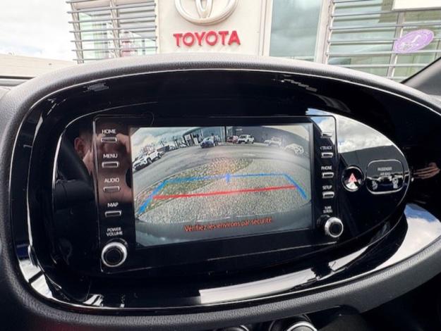 TOYOTA Aygo X 1.0 VVT-i 72 Design  