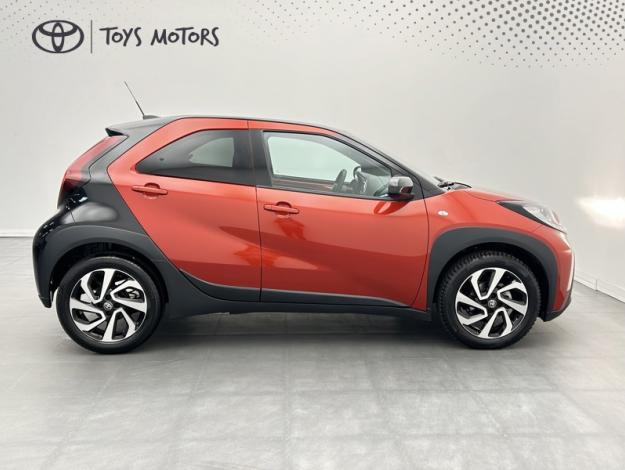 TOYOTA Aygo X 1.0 VVT-i 72 Design   