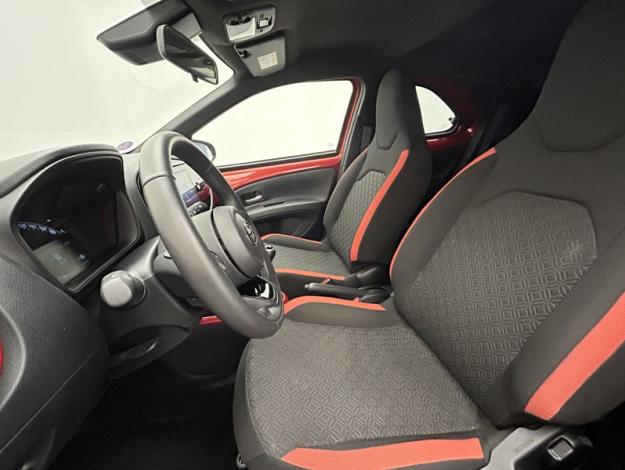 TOYOTA Aygo X 1.0 VVT-i 72 Design   