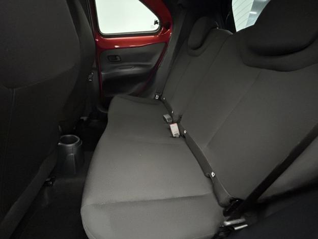 TOYOTA Aygo X 1.0 VVT-i 72 Design   