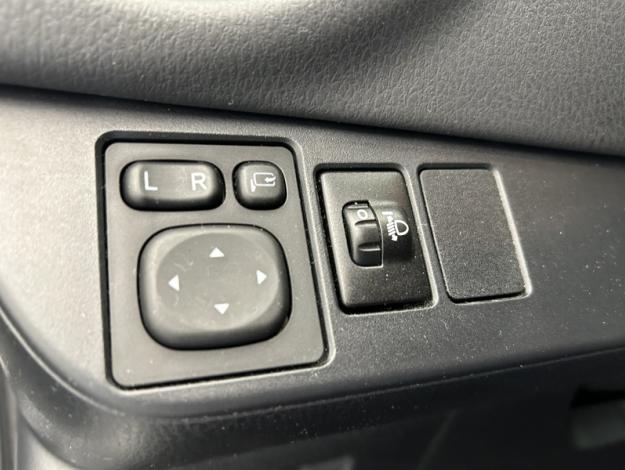 TOYOTA Yaris 110 VVT-i CVT Design   