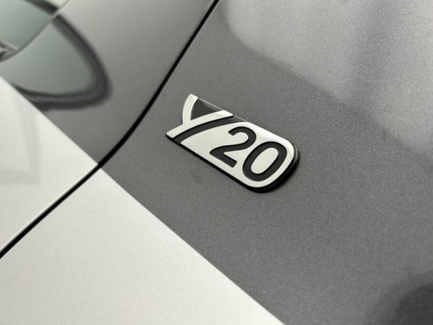 TOYOTA Yaris 110 VVT-i CVT Design   