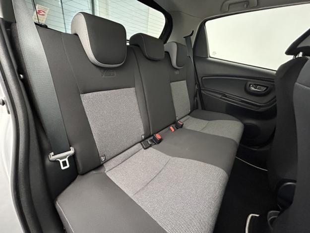 TOYOTA Yaris 110 VVT-i CVT Design   