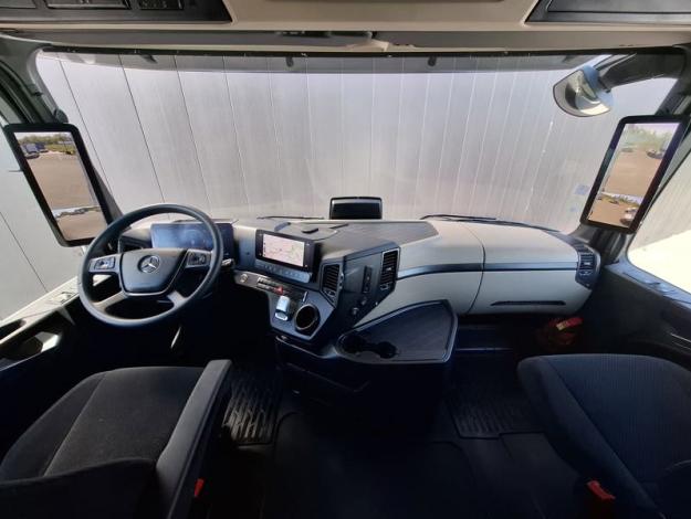 MERCEDES-BENZ Actros 1845 LS 4x2 BigSpace 2.50M  