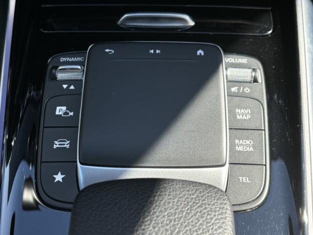 MERCEDES-BENZ EQA 250 AMG Line  