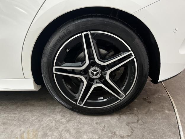 MERCEDES-BENZ Classe B 200 d AMG Line Edition  