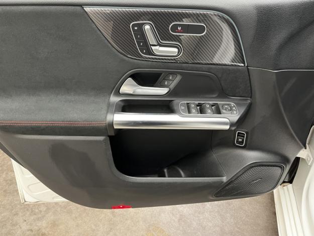 MERCEDES-BENZ Classe B 200 d AMG Line Edition  