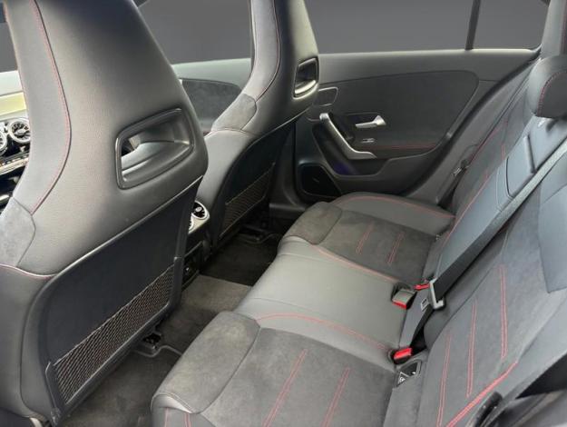 MERCEDES-BENZ Classe A 180 d AMG Line  Classe A 180 d AMG Line