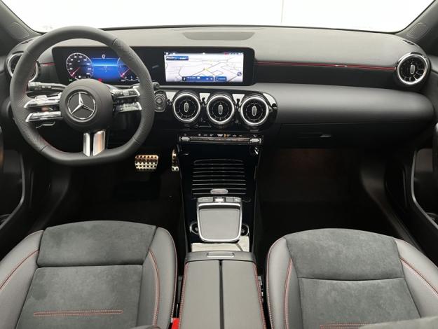 MERCEDES-BENZ Classe A 200 d Star Edition  Classe A 200 d Star Edition