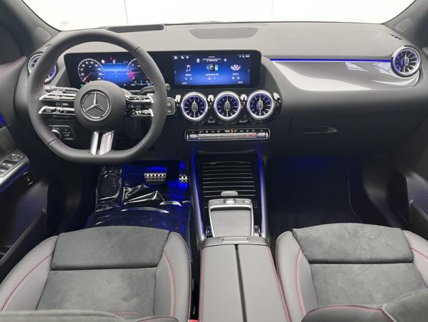 MERCEDES-BENZ GLA 200 d AMG Line  GLA 200 d AMG Line