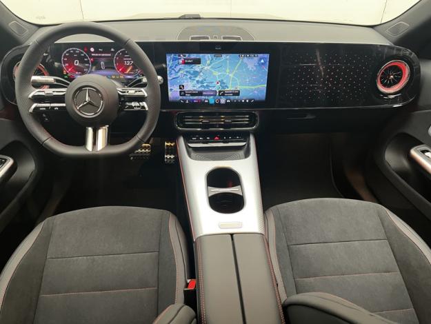 MERCEDES-BENZ CLA Coupé CLA 200 AMG Line  CLA 200 AMG Line