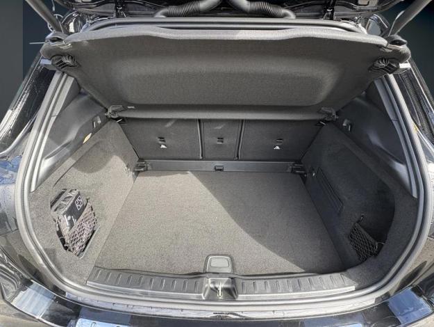 MERCEDES-BENZ GLA 180 d Edition 140  GLA 180 d Edition 140