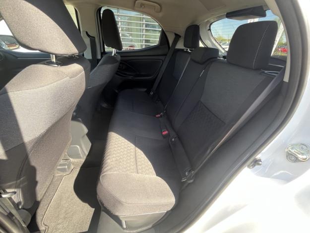 TOYOTA Yaris 116h Design MY22  