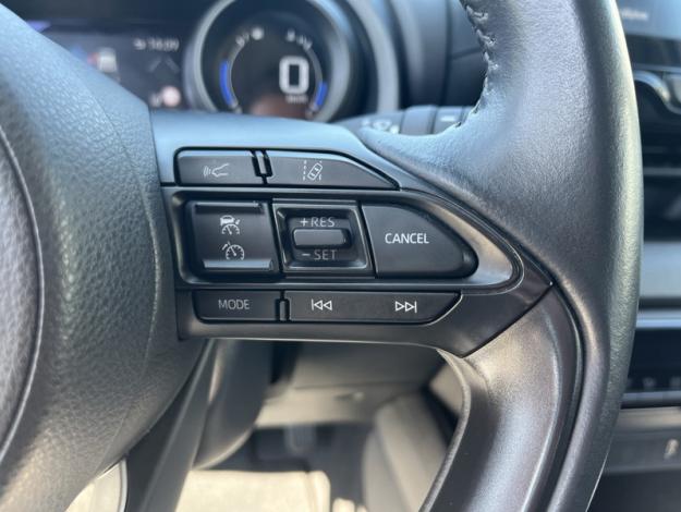 TOYOTA Yaris 116h Design MY22  