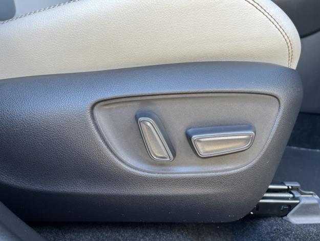 TOYOTA RAV4 218ch Lounge 2WD  MY23