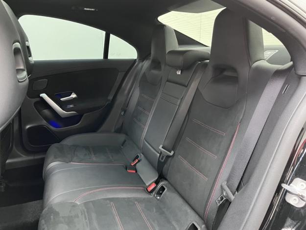 MERCEDES-BENZ CLA Coupé CLA 180 Coupé AMG Line  