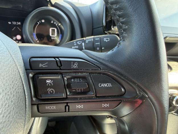 TOYOTA Yaris Hybride 116h Design  