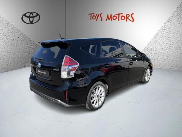 TOYOTA Prius + 136h SkyView  