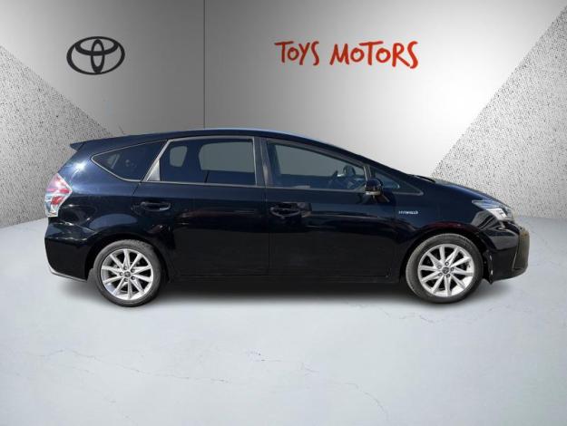 TOYOTA Prius + 136h SkyView  