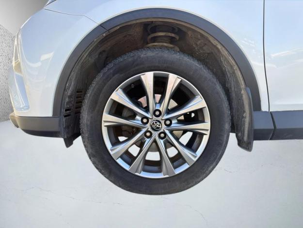 TOYOTA RAV4 143 D-4D Lounge  