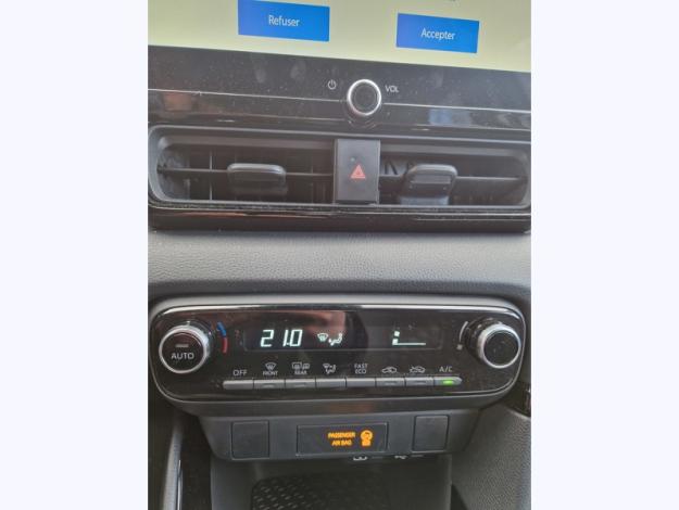 TOYOTA Yaris Hybride 116h Design MY25  