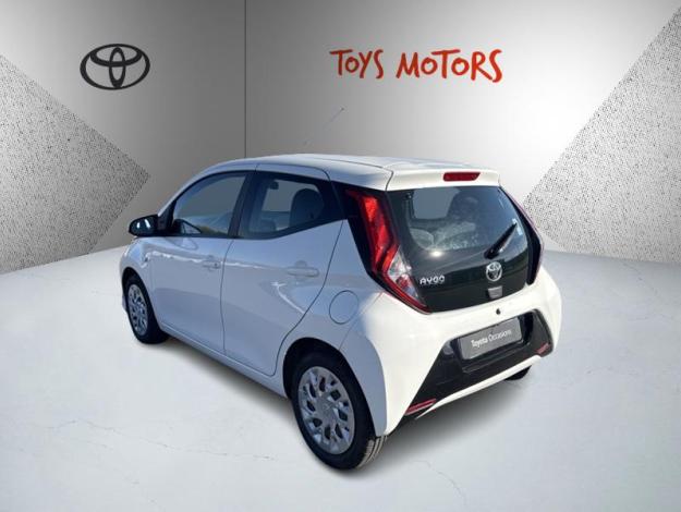 TOYOTA Aygo 1.0 VVT-i x-play  