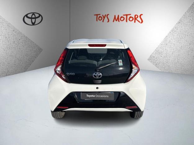 TOYOTA Aygo 1.0 VVT-i x-play  