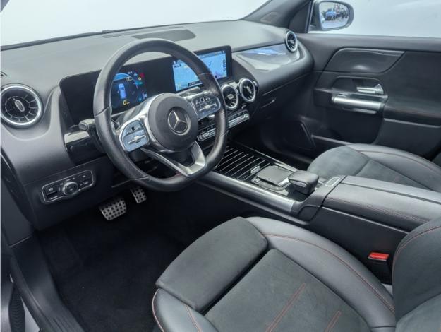 MERCEDES-BENZ GLA 200 d AMG Line  