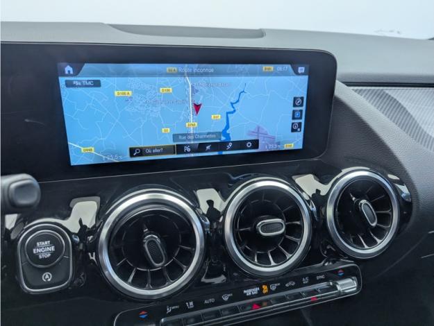 MERCEDES-BENZ GLA 200 d AMG Line  