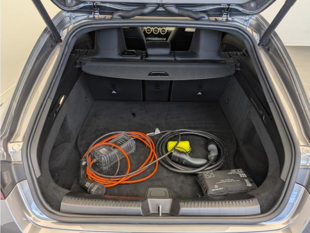 MERCEDES-BENZ CLA Shooting Brake CLA 250 e Hybrid EQ Shooting Brake AMG Line  