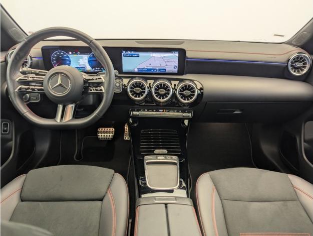 MERCEDES-BENZ CLA Shooting Brake CLA 250 e Hybrid EQ Shooting Brake AMG Line  