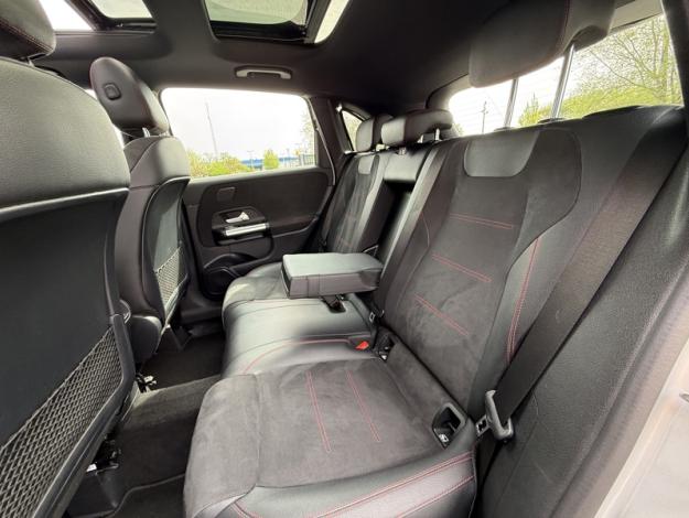 MERCEDES-BENZ Classe B 200 d AMG Line Edition  