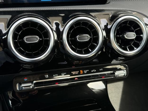 MERCEDES-BENZ Classe A 180 d Progressive Line  Classe A/177 Classe A 180 d Progressive Line