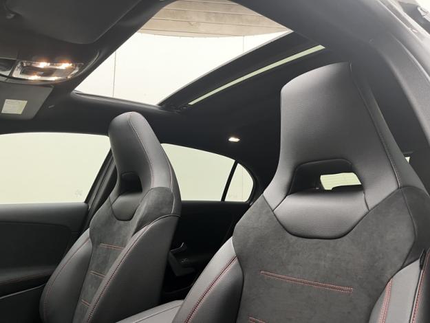 MERCEDES-BENZ Classe A 200 d AMG Line  Classe A 200 d AMG Line