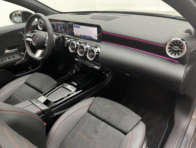 MERCEDES-BENZ Classe A 200 d AMG Line  Classe A 200 d AMG Line