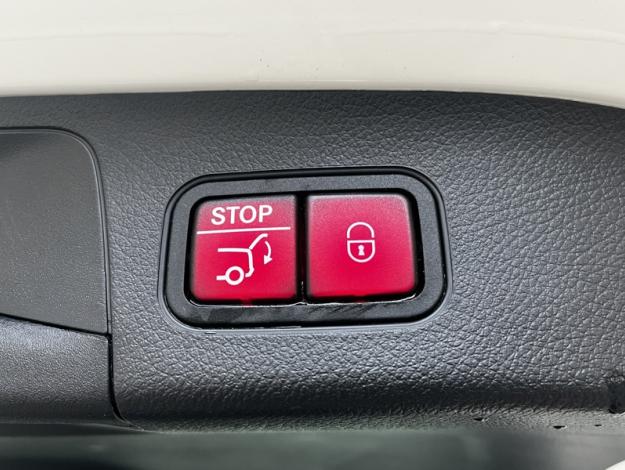 MERCEDES-BENZ GLA 200 AMG Line  