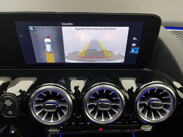 MERCEDES-BENZ GLA 200 AMG Line  